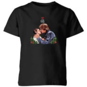 Image of Star Wars Mistletoe Kiss Kids Christmas T-Shirt - Black - 11-12 Years