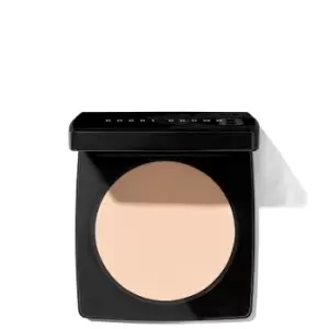Image of Bobbi Brown Sheer Finish Pressed Powder - Soft Porcelain