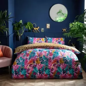 Image of Psychedelic Jungle Reversible Duvet Cover and Pillowcase Set Pink