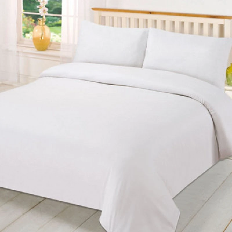 Image of OHS OHS Plain Dyed Duvet Cover Cover with Pillowcase Set in White Size: Single White Single Unisex 5027434110155