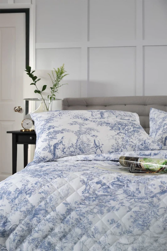 Image of The Lyndon Company Toile De Jouy Luxurious 200 Thread Count Housewife Pillowcase Pair Deyongs 1846 in Blue Size: Standard Pillow Case Blue Unisex
