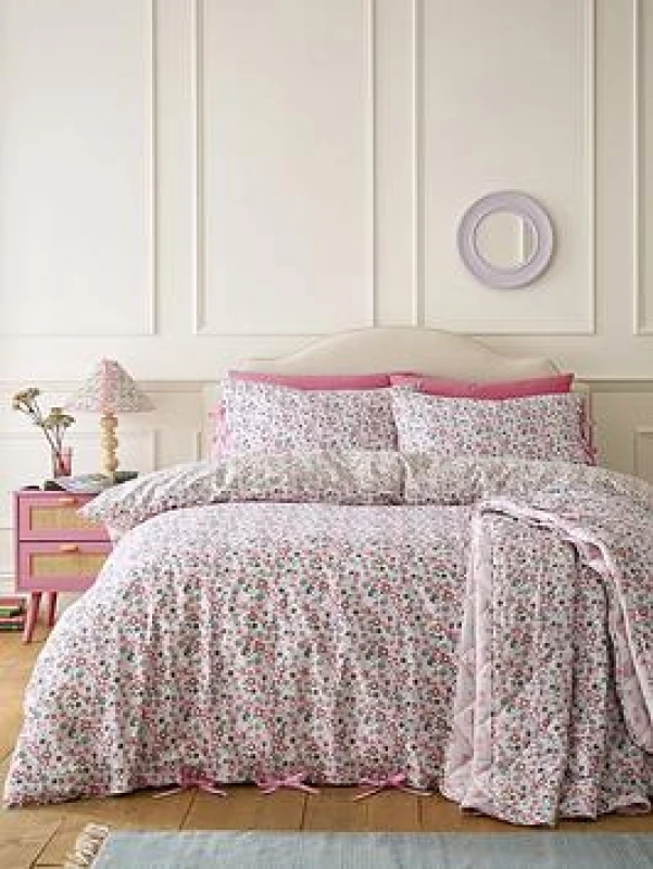 Image of Cath Kidston Pearly Queen Ditsy Reversible Cotton Duvet Cover And Pillowcase Set Pink Cotton DOUBLE (200X200cm)