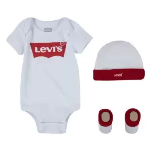 image of Levis 3 Piece Batwing Set - White