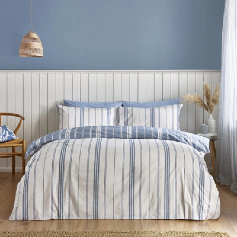 Image of Catherine Lansfield Harbour Stripe Blue Duvet Cover Set Super King Bedding Set