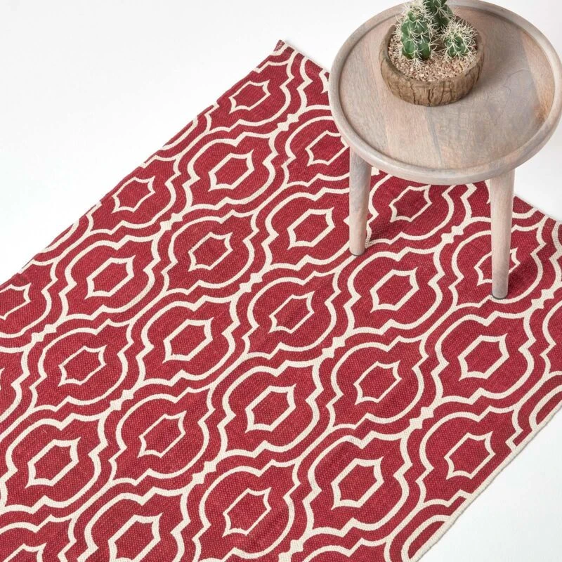 Image of Homescapes Riga 100% Cotton Printed Patterned Rug Red