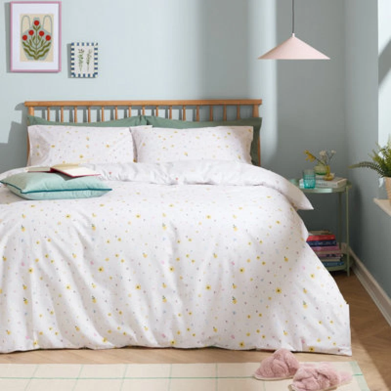 Image of furn. Furn Cottage Garden Reversible Printed Duvet Cover Set