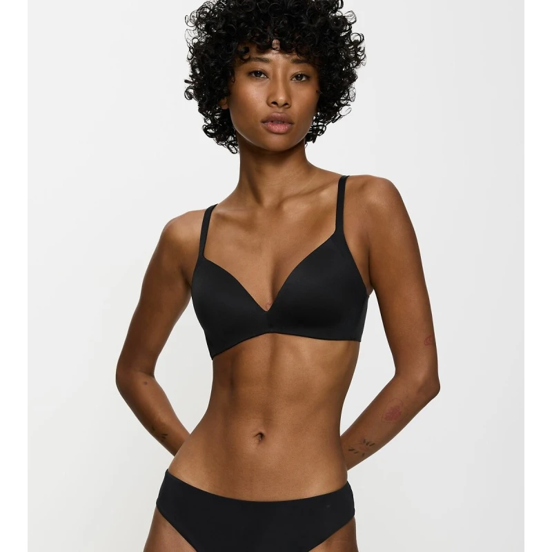 Image of Triumph Body Make-Up Soft Touch Padded Bra Black Polyamide 34B