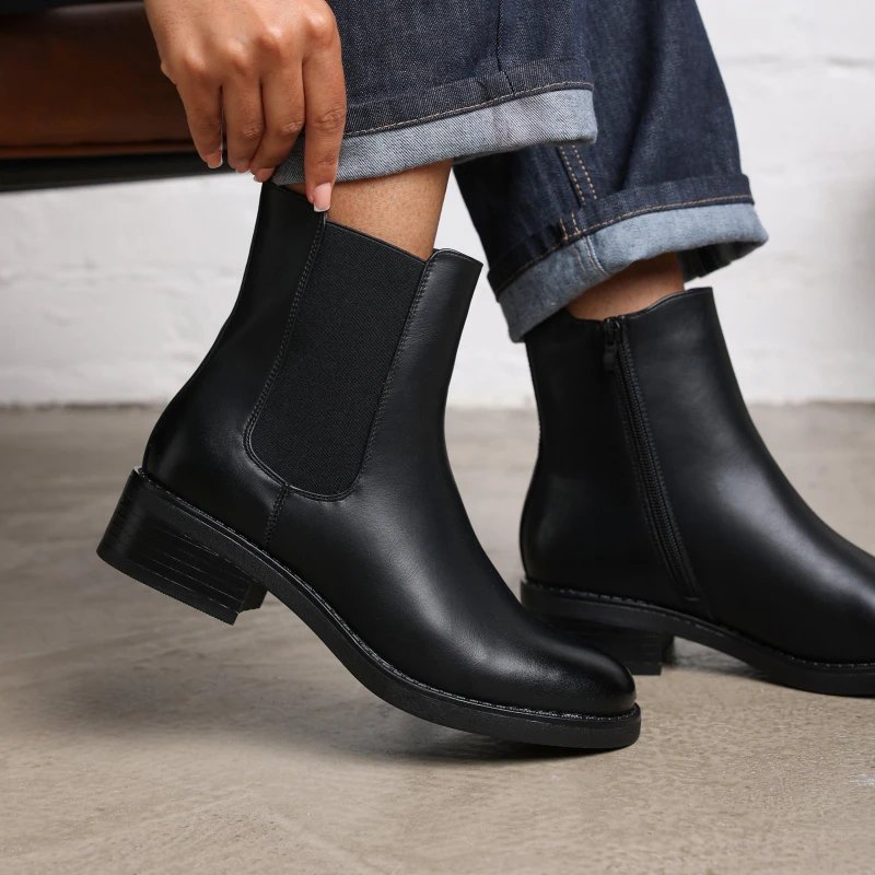 Image of Wheres That From Wheres Low Heel Chelsea Zip Ankle Boots Black PU female 5 (38)