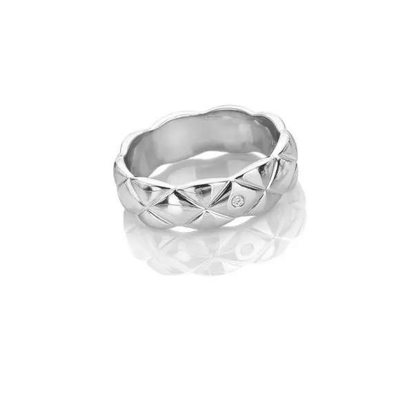 Image of Hot Diamonds Quilted White Topaz Ring DR260/P Size: Size P