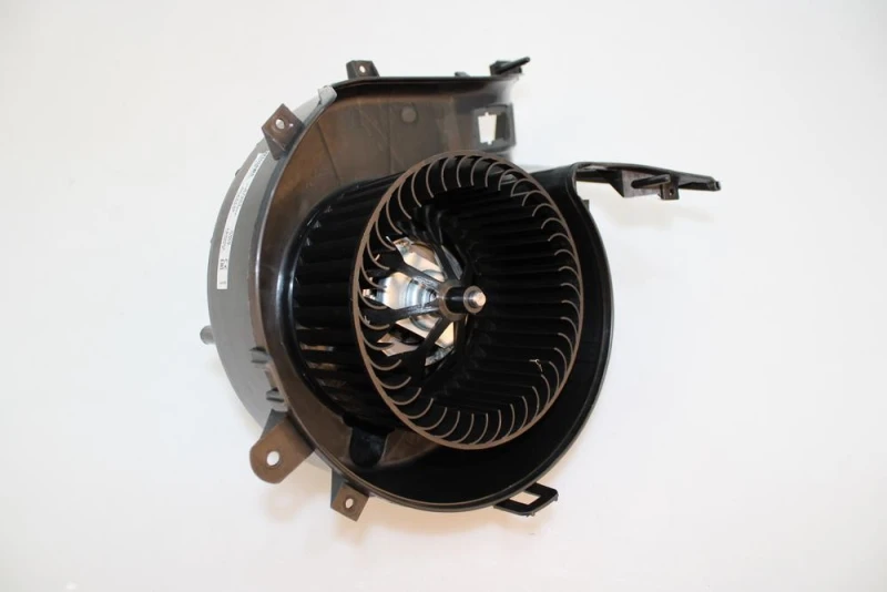 Image of Blower motor VALEO 884676