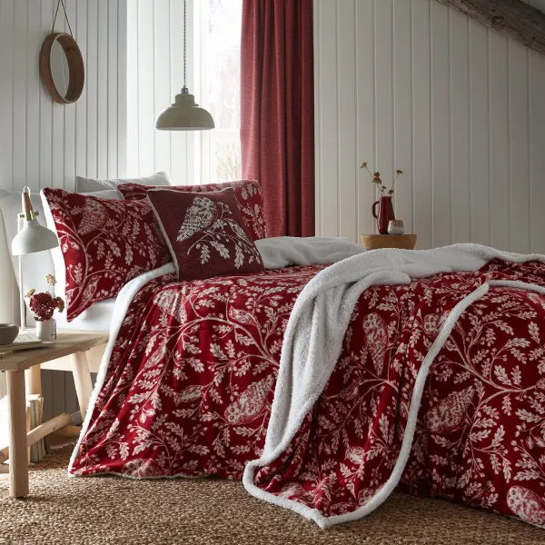 Image of Lodge Woodland Owls Bedspread 150cm x 200cm Red