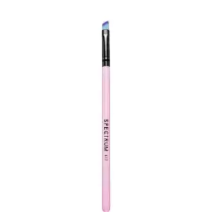 image of Spectrum Collections A17 Winged Eyeliner Brush