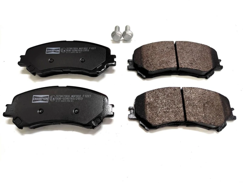 Image of Brake pad set CHAMPION 573673CH