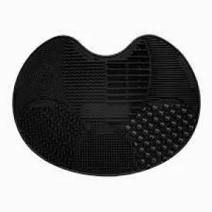 image of Sigma BeautySpa Express Brush Cleaning Mat - Black -