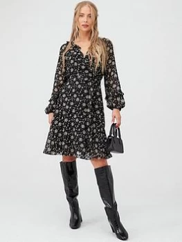 Image of Wallis Ditzy Dobby Floral Fit & Flare Dress - Black, Size 10, Women