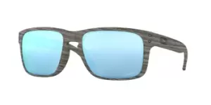 image of Oakley Sunglasses OO9102 HOLBROOK Polarized 9102J9