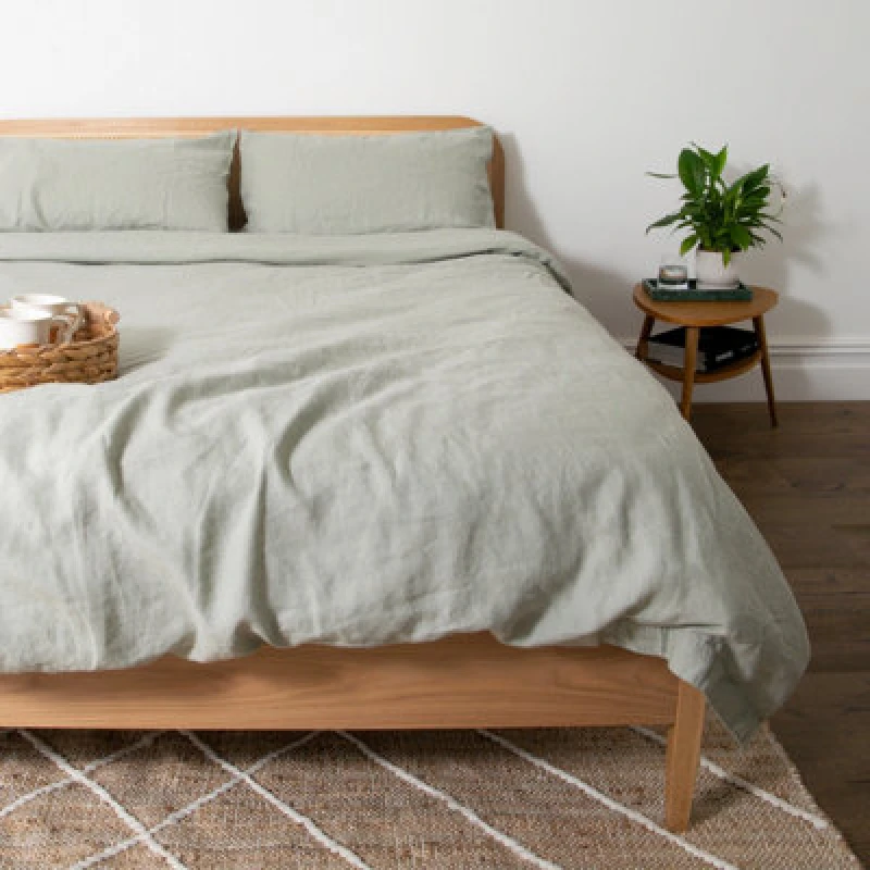 Image of Native Natural Stone King 100% Linen Duvet Cover (230x220cm) in Light Green Light Green Unisex King