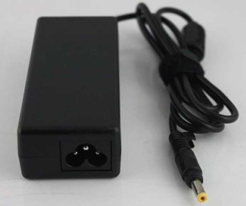 Image of CoreParts MBA1334 power adapter/inverter Indoor 40 W Black