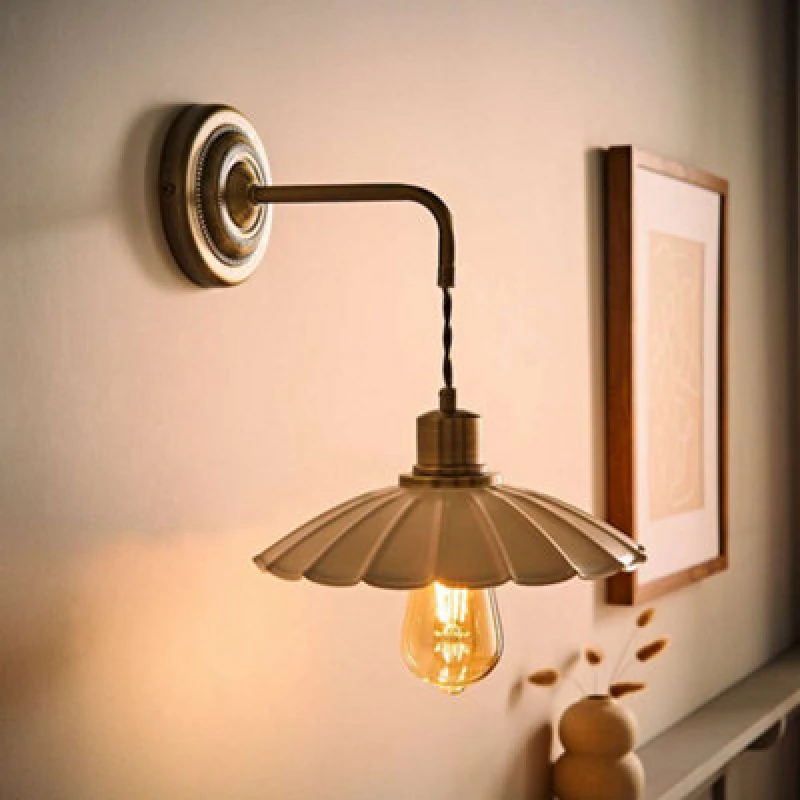 Image of Valuelights Holborn Cream Scallop Adjustable Wall Light And Bulb