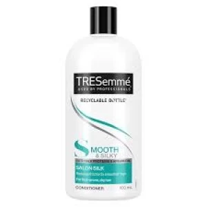 image of TRESemme Salon Silk Conditioner 900ml