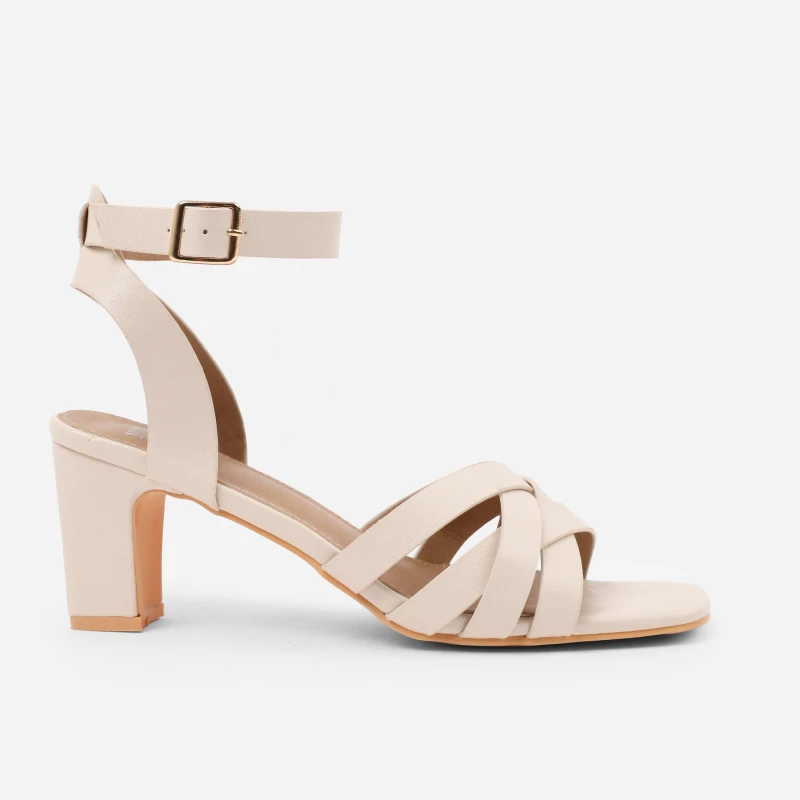 Image of Where's That From 'Ariela' Triple Link Chain Detail Sandals Cream
