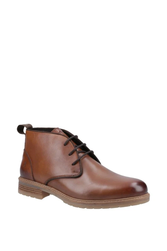 Image of Hush Puppies Hush Puppies Men 'Ricky' Boots in Tan Size: 6 Tan 6 Male 5063294068250
