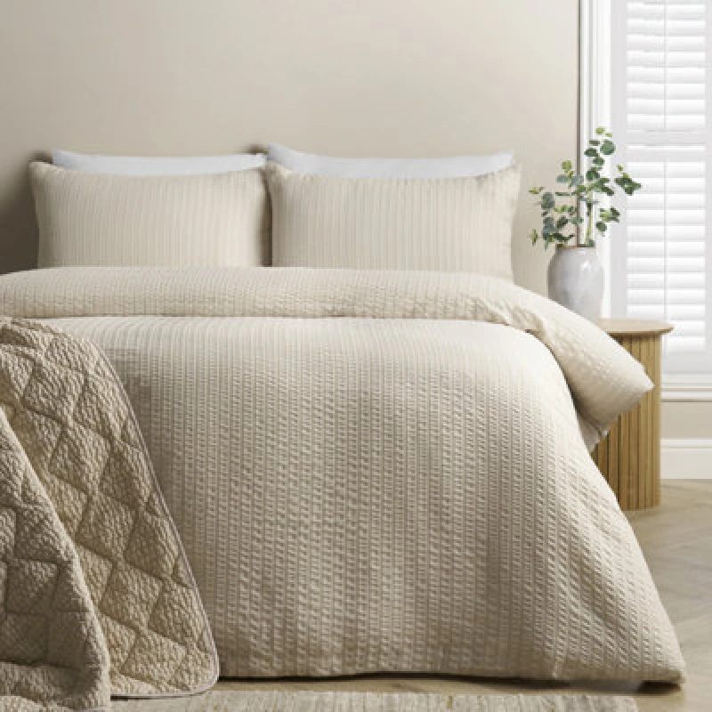 Image of Catherine Lansfield Stripe Seersucker Double Duvet Cover Set With Pillowcases Natural