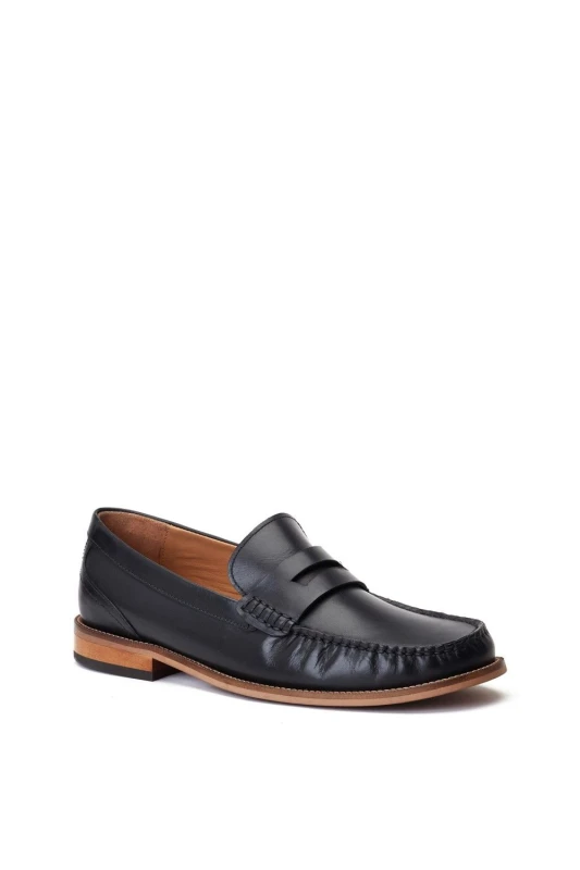 Image of Base London Base London Men Garfield Penny Loafer in Black Size: 7 Black 7 Male 5038538366454