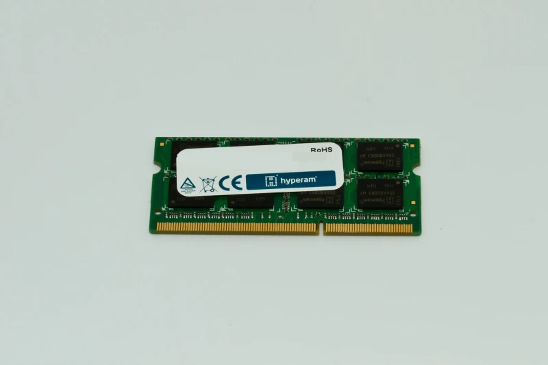 Image of Hypertec HYS31325682GB memory module 2 GB 1 x 2 GB DDR3 204-pin SO-DIM