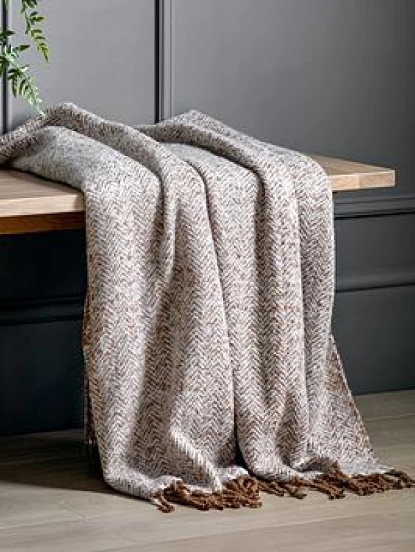 Image of Crossland Grove Ivy Throw Tan 1300X1800Mm, Brown 5.05669E+12