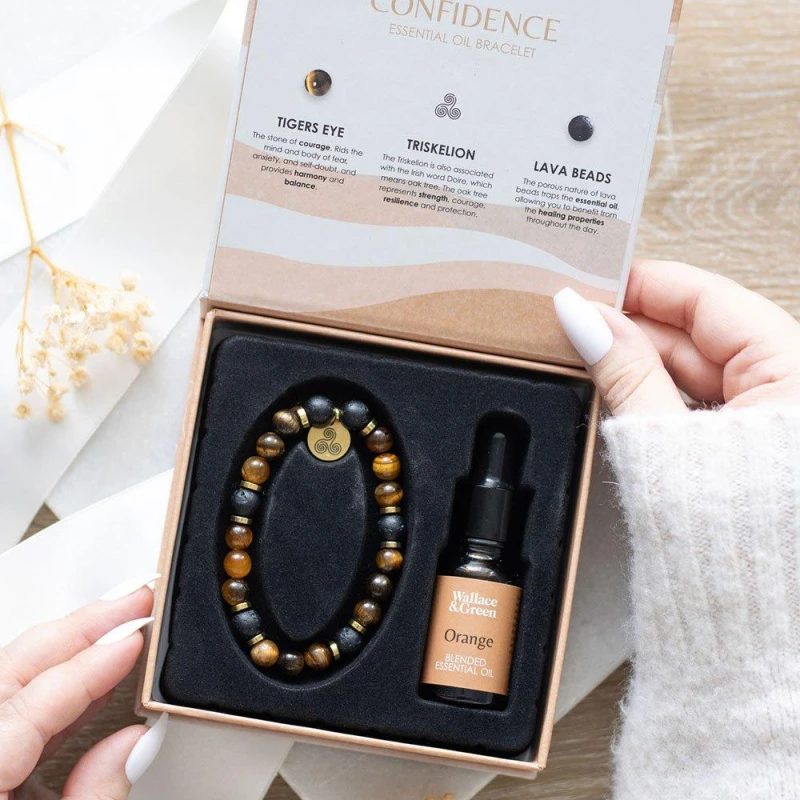 Image of Simplhome Confidence Tiger's Eye Crystal Essential Oil Bracelet Multi