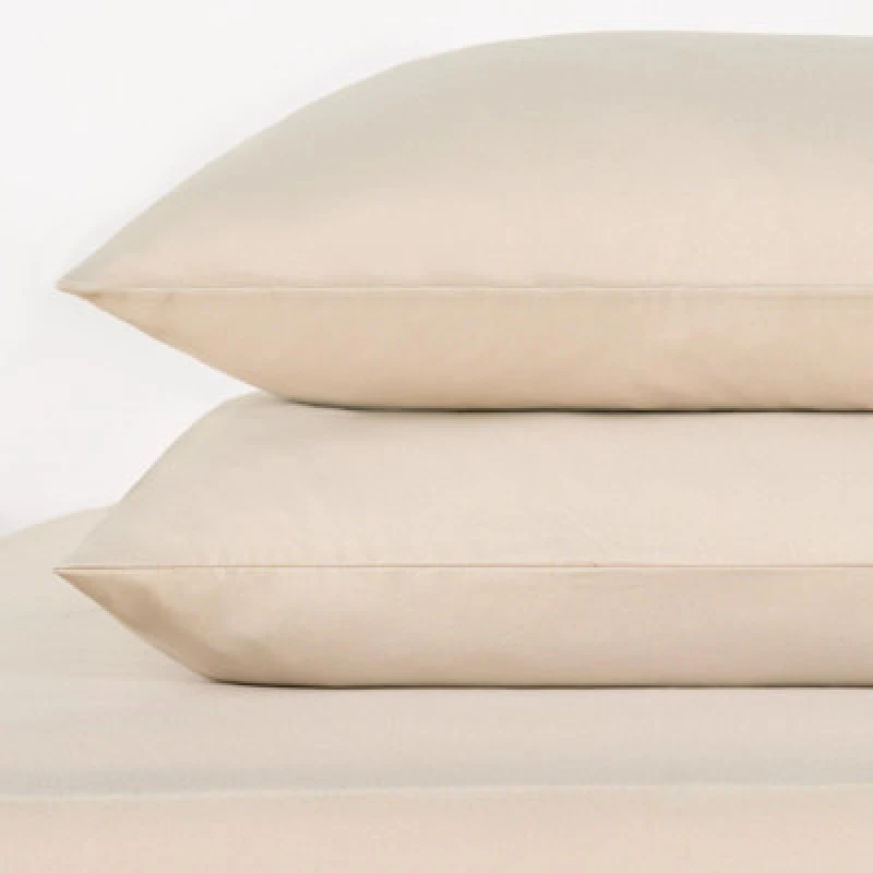 Image of OHS OHS 2 Pack Soft Microfibre Wrinkle Resistant Housewife Pillowcases in Natural Size: Standard Pillow Case Natural Standard Pillow Case Unisex 502