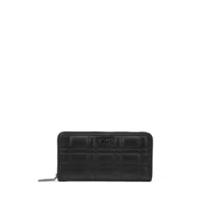 Image of Oblong Quilted Wallet in Cotton Mix with Zip Fastening