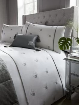 Image of Laurence Llewelyn-Bowen Llb Midnight At The Oasis Duvet Set - Ks