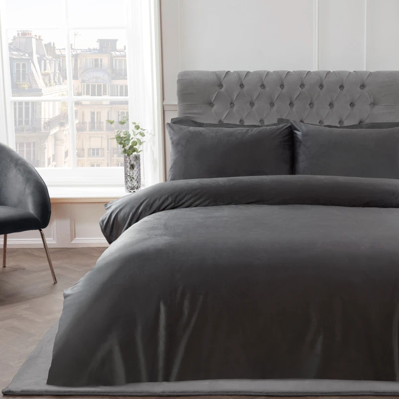 Image of Smart Living Smart Living Luxury Soft & Elegant Matte Velvet Duvet Cover Set with Pillowcases in Charcoal Size: King Charcoal King Unisex 5056242757