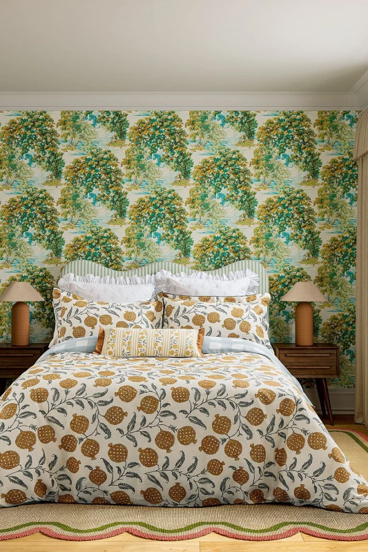 Image of Sanderson Sanderson 'Anaar' Cotton Duvet Cover Set in Light Beige Size: Super King Light Beige Super King Unisex 5016709704328