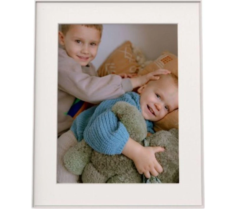Image of AURA Walden 15" WiFi Digital Photo Frame - Clay, White 850063041331