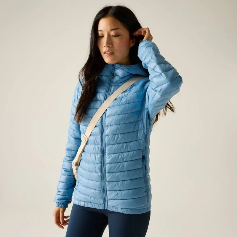 Image of Regatta Womens Hurden Hooded Lightweight Quilted Jacket in Pale Blue Size: 16 Pale Blue Female 16