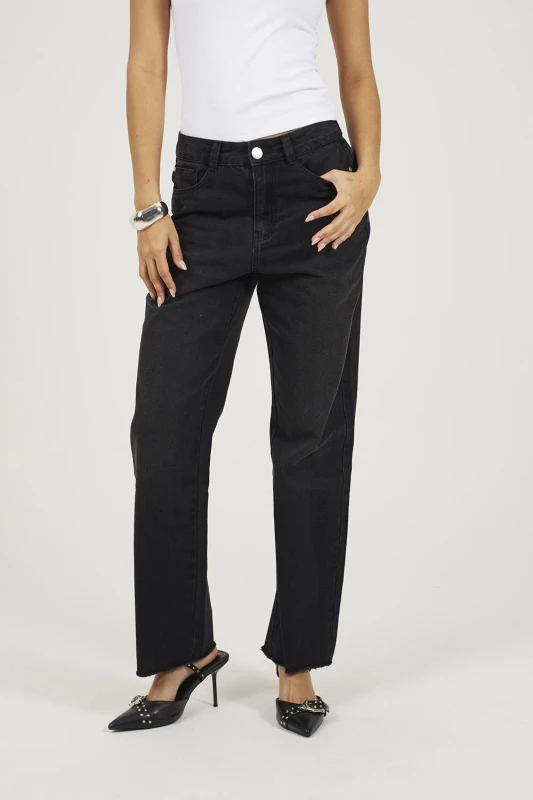 Image of Brave Soul Womens Mid Rise Straight Leg Jeans in Black Size: 12 Black Female 12
