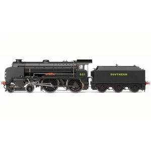 Image of Hornby SR, V 'Schools' Class 4-4-0 921 'Shrewsbury' Era 3 Model Train