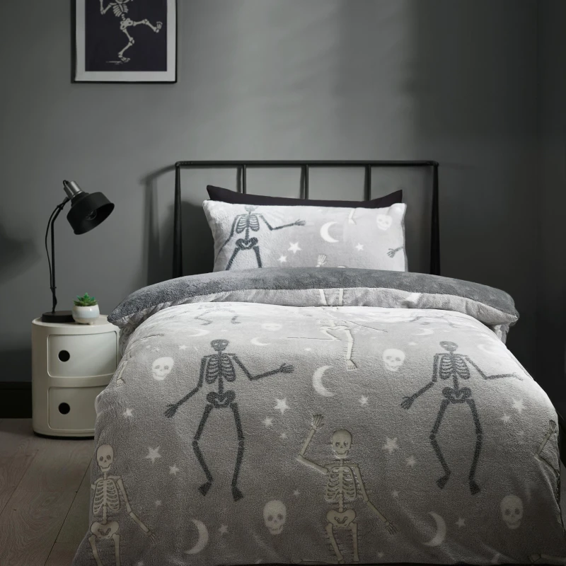 Image of Catherine Lansfield Catherine Lansfield 'Halloween Skeleton Fleece' Glow in the Dark Duvet Cover Set in Grey Size: Double Grey Double Unisex 5057681