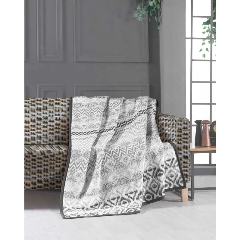 Image of Country Club Blanket Throw Au - Nat Luxury Reversible150x200cm Multi unisex 150x200cm