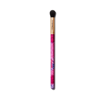 Image of MAC 217s blending brush / lunar luck