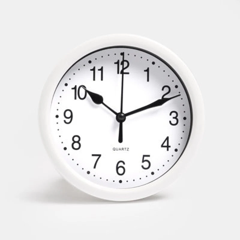 Image of OHS OHS Basic Wall Clock Round Analogue Vintage Home Decor Bedroom Kitchen in White White One Size Unisex 5027434173105