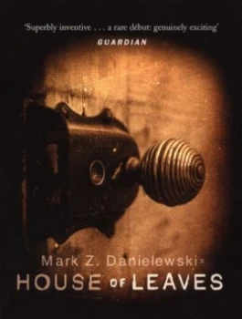 Image of Mark Z. Danielewskis House of Leaves by Mark Z Danielewski Paperback
