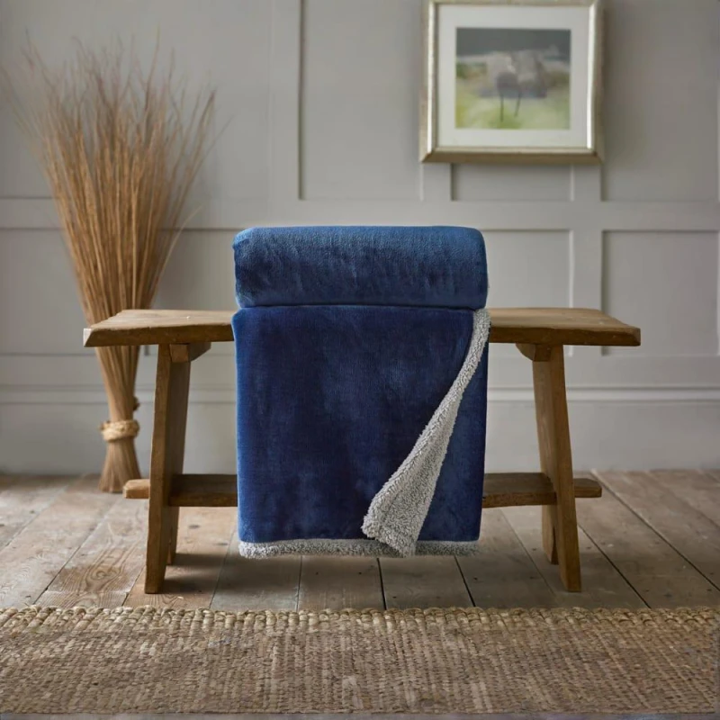Image of Deyongs Blackbrook Sofa Throws Navy/Platinum unisex 125x150cm