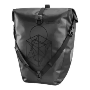 Image of Ortlieb Symmetry Design Back Roller 20 Litres - Black