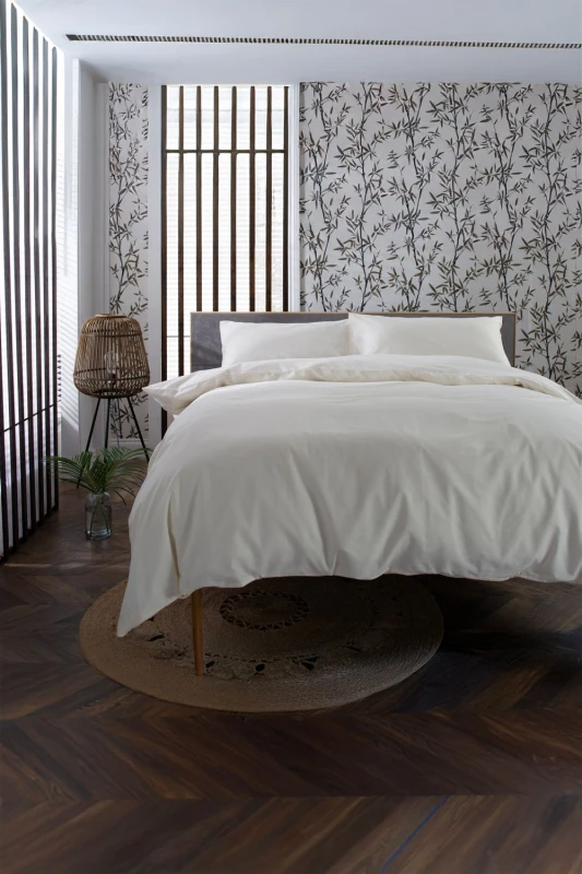 Image of The Lyndon Company The Lyndon Company Luxury 100% Cotton 200 Thread Count Duvet Cover Set in Ecru Size: Single Ecru Single Unisex 5054990079206