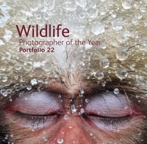 Image of Wildlife Photographer of the Year. Portfolio 22 by Rosamund Kidman Cox Hardback