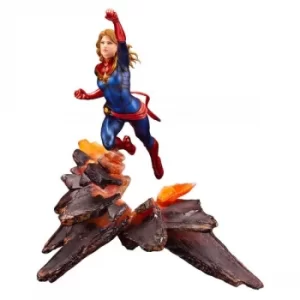 Image of Marvel Universe ARTFX Premier PVC Statue 1/10 Captain Marvel 27 cm